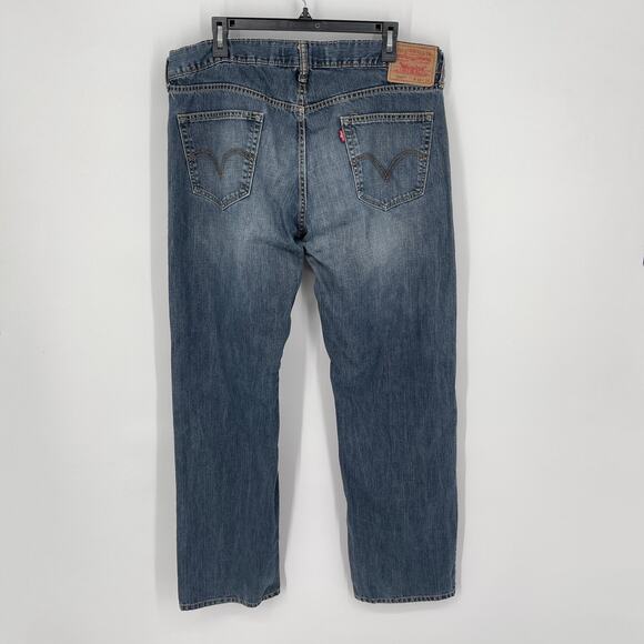 Levi's 559 Relaxed Straight Men's Size 36x32 Jeans Medium Wash Blue - Picture 4 of 9